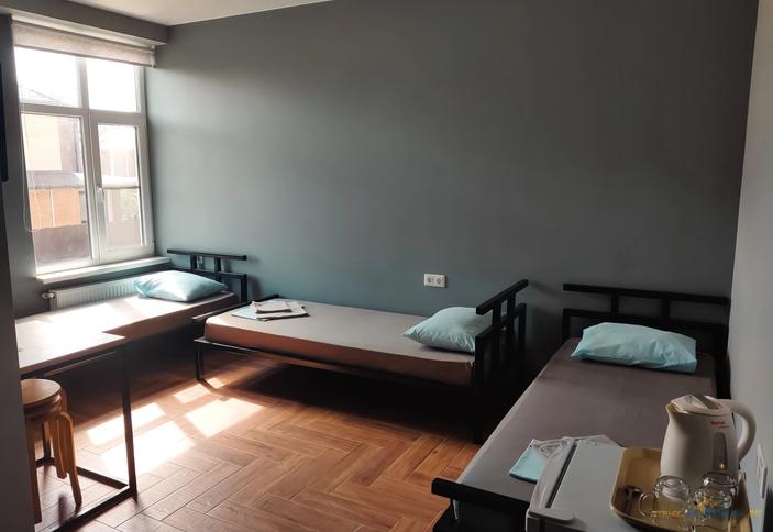 Трехместный (с односпальными кроватями)