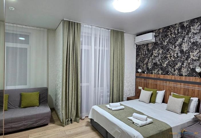 Семейный с видом на море