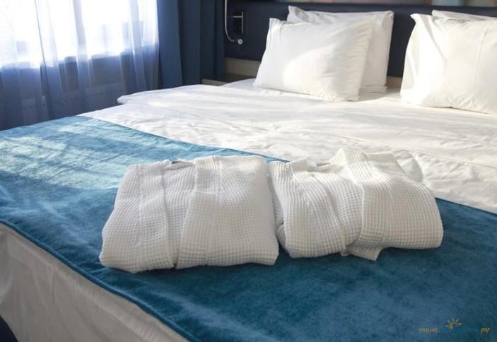 Полулюкс трехместный