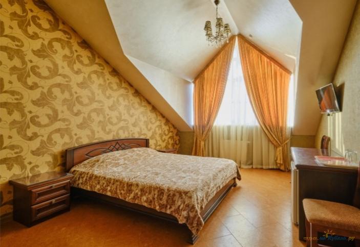 Стандарт 3-местный без балкона