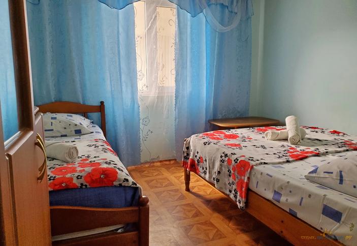 Эконом трехместный без удобств