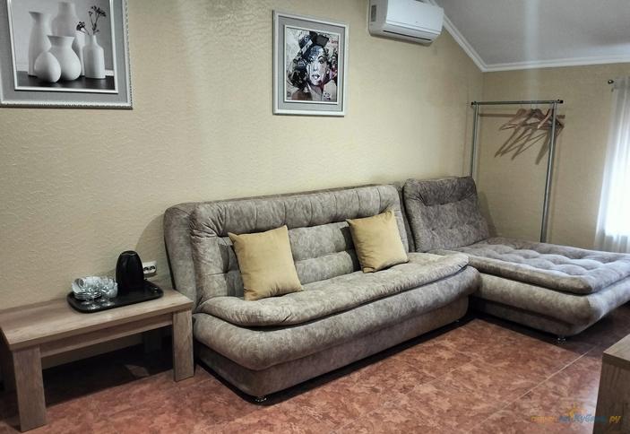 Люкс семейный трехкомнатный