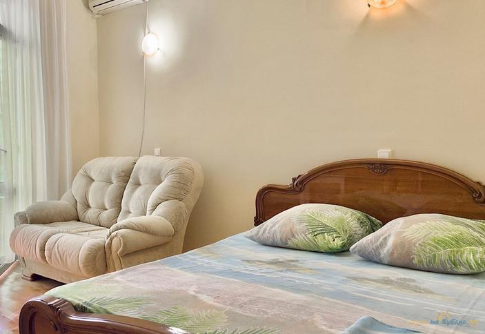 Трехместный с кухней