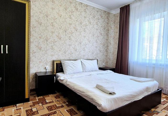  Люкс двухкомнатный пятиместный. Гостиница Пирамида