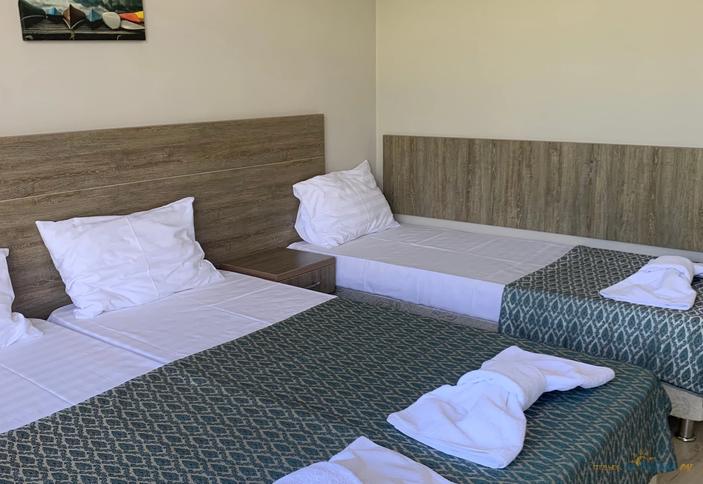  Трехместный люкс