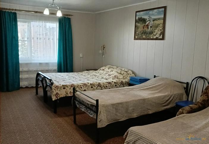 Стандарт четырехместный (28 кв.м)