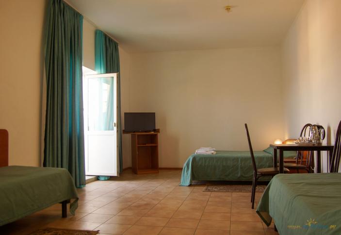 Семейный четырехместный однокомнатный, Казачий берег-1