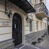 фото Отель Shine on Rustaveli (Шайн он Руставели) , Тбилиси (Грузия)
