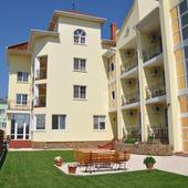 фото Отель Марикон, Саки (Крым)