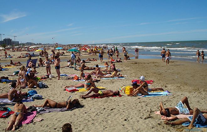 Римини. Пляж. Италия