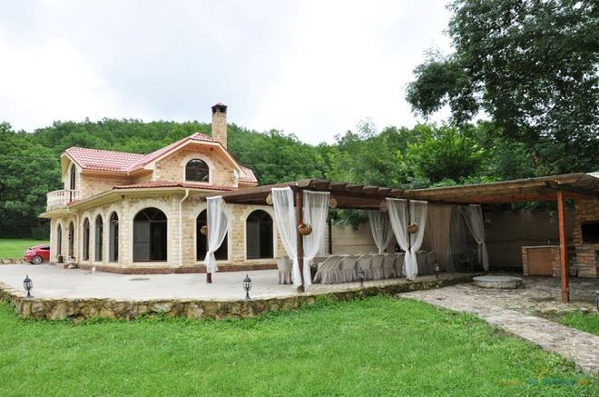 Отдых в базах отдыха Мирного (Северский Район) 2026