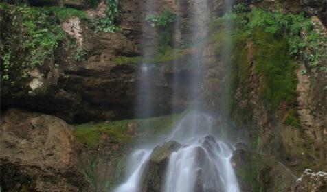 Университетский водопад