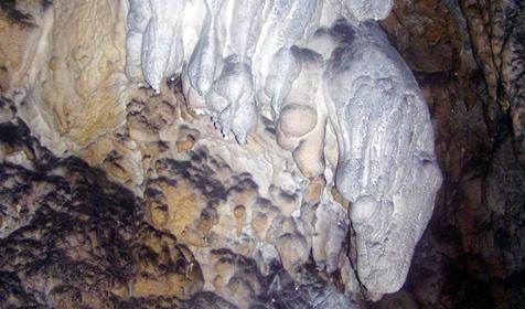 Большая Азишская пещера