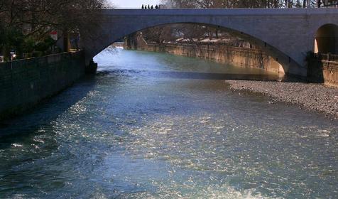 Мост через реку Сочи.