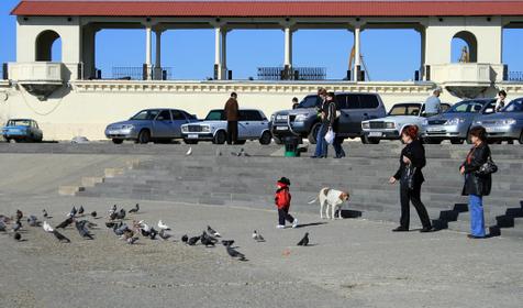 Набережная возле морвокзала.