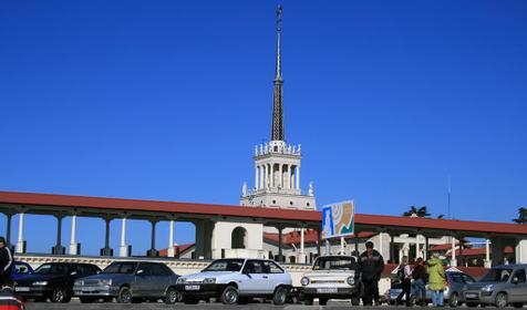 Набережная возле морвокзала.