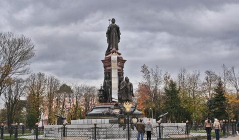 Памятник Екатерине