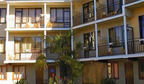 Отель Берег