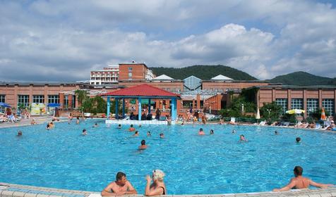 Открытый бассейн с морской водой. Санаторий Белая Русь, Туапсинский район, п. Майский