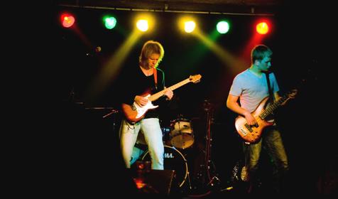 Гитаристы, кафе-клуб Зазеркалье, г. Краснодар