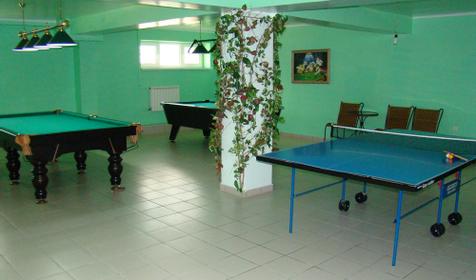 Бильярд и настольный теннис гостиницы Исидор, г. Анапа, п. Витязево