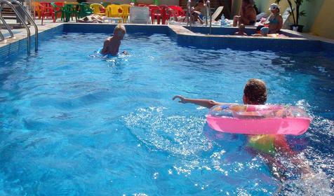 Бассейн, отель Корона, г. Анапа, п. Витязево