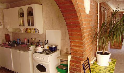 Кухня гостевого дома Ева, г. Анапа, п. Джемете