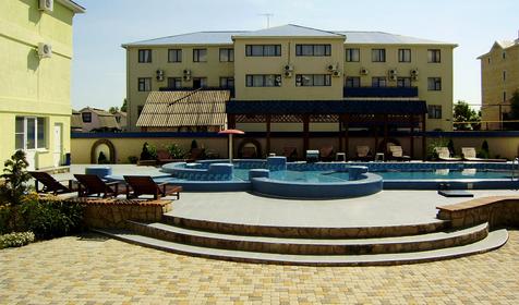 Бассейн, гостиница Мегаполис, г. Анапа, п. Витязево