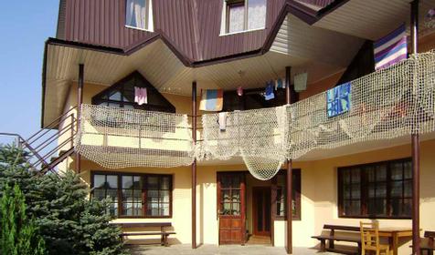 Двор гостевого дома Аксис, г. Геленджик, с. Архипо-Осиповка