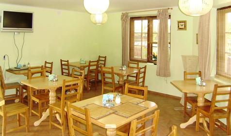 Столовая гостевого дома Аксис, г. Геленджик, с. Архипо-Осиповка