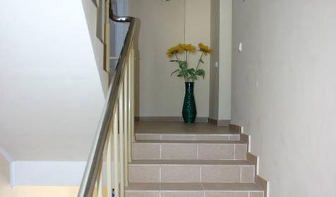 Лестница на одном из этажей в гостевом доме Золотое кольцо, г. Анапа, п. Витязево