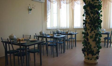 Столовая в гостевом доме Золотое кольцо, г. Анапа, п. Витязево