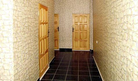 Коридор на этаже оздоровительного комплекса семейного и детского отдыха Спутник-Юг, г. Анапа