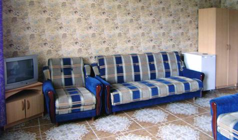 Номер люкс в оздоровительном комплексе семейного и детского отдыха Спутник-Юг, г. Анапа