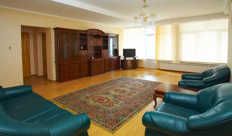 Трехкомнатный номер мини-гостиницы Чайка, г. Анапа