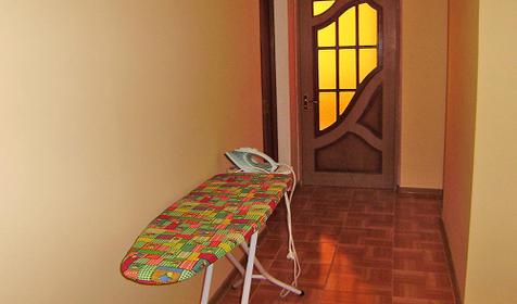 Гладильная доска гостевого дома ВиЖен, г. Анапа