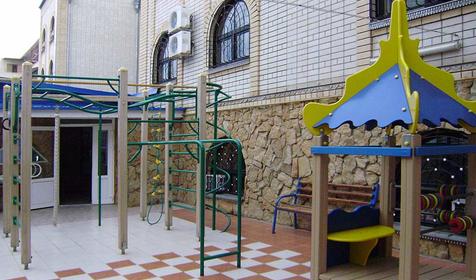 Детская спортивная площадка гостевого комплекса Дворянское гнездо, г. Анапа, Витязево