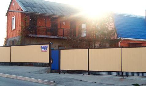 Фасад гостевого дома Южный дворик, г. Геленджик, с. Архипо-Осиповка