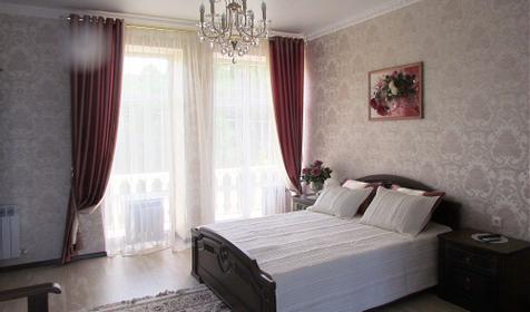 Номер Люкс гостевого дома Де Люкс, г. Анапа