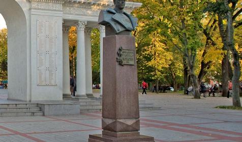 Бюст Г. К. Жукова