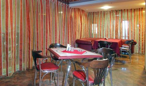 Кафе на 4 этаже отеля Платан Южный, г. Краснодар