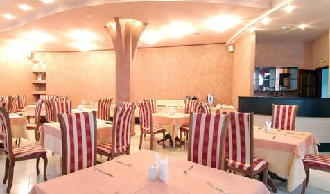 Ресторан Восьмое небо, 1 зал, отель Платан Южный, г. Краснодар