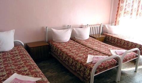 Комната для проживания детей в оздоровительном комплексе Им. А.И. Хальзева, Туапсинский район, п. Новомихайловский