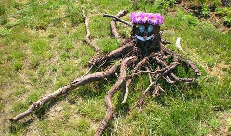 Во дворе гостевого дома Фламинго, Темрюкский район, ст. Голубицкая