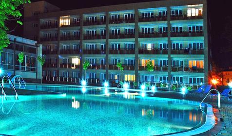 Задний двор (бассейн), отель Де ла Мапа, г. Анапа