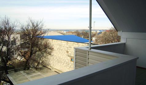 Вид с террасы гостевого дома Вераника, г. Анапа, кп. Витязево