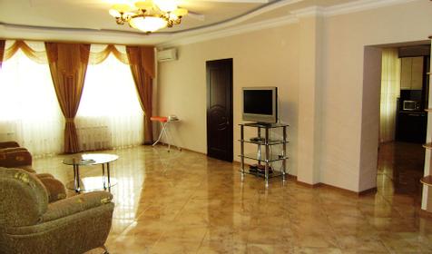 Утюг и гладильная доска Апартаментов, ул. Терская, 113, г. Анапа