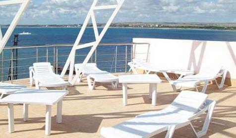 Открытый солярий. Отель Атлантида, г. Анапа