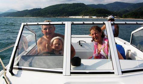 Морская прогулка на катере гостиницы Парацельс, г. Сочи, п. Лазаревское