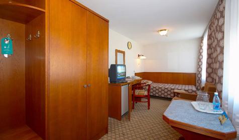 Одноместный номер первой категории, пансионат с лечением Урал, г. Анапа